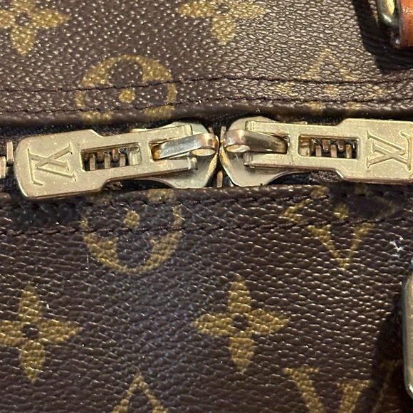 Louis Vuitton Monogram,  Speedy 50, Duffle/ Overnight Bag - Picture 9 of 14